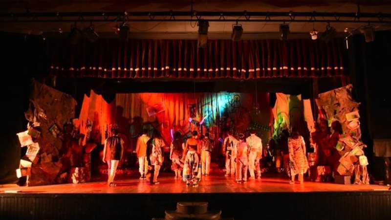 جانب من العرض