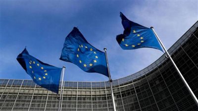 الاتحاد الأوروبي يزيل كندا من قائمة الدول المسموح بالسفر منها إلى أوروبا