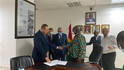 مصر للطيران توقع مذكرة مع غانا لتأسيس شركة طيران جديدة بإفريقيا