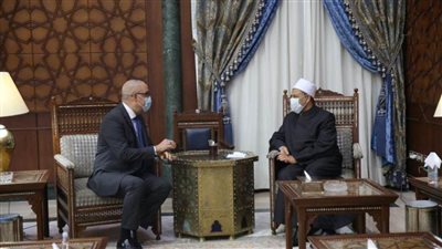 شيخ الأزهر يستقبل الدكتور عاصم الجزار وزير الإسكان