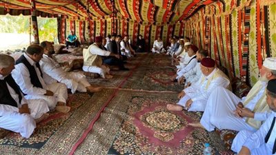 تنسيقية شباب الأحزاب والسياسيين تناقش ملفي التعليم والصحة مع أهالي سيوة