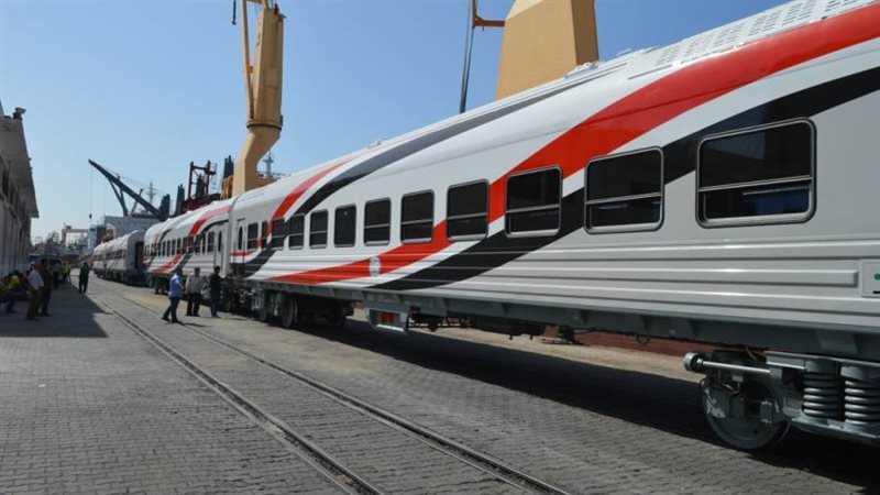 عربات السكه الحديد