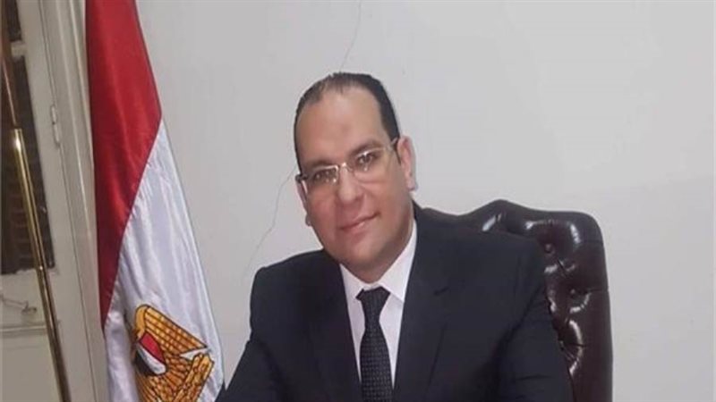 الدكتور أحمد إدريس