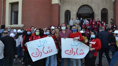 طلاب جامعة الإسكندرية يشاركون في انتخابات مجلس النواب