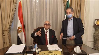 رئيس الوفد يترأس غرفة عمليات متابعة انتخابات مجلس النواب