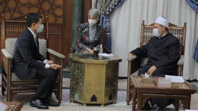 سفير تايلاند للإمام الأكبر: مطمئنون على أبنائنا في رحاب الأزهر