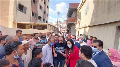 نائب المحافظ تتابع اللجان الانتخابية بزاوية غزال بدمنهور