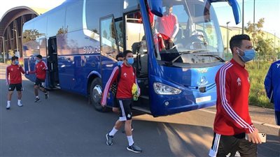 بيراميدز بالأسود الكامل في نهائي الكونفدرالية