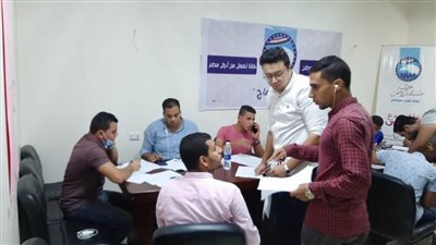 70 شابًا وفتاة بغرفة عمليات مستقبل وطن سوهاج يتابعون الانتخابات 