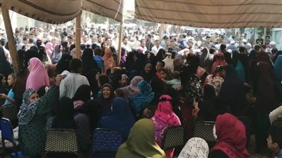 بعد انتهاء اليوم الأول.. السيدات والشباب فى الصفوف الأولى أمام لجان الاقتراع