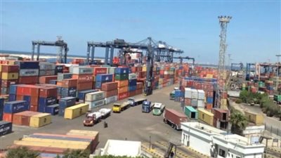 تداول 147580 طنا و 3941 حاوية بميناء الإسكندرية 