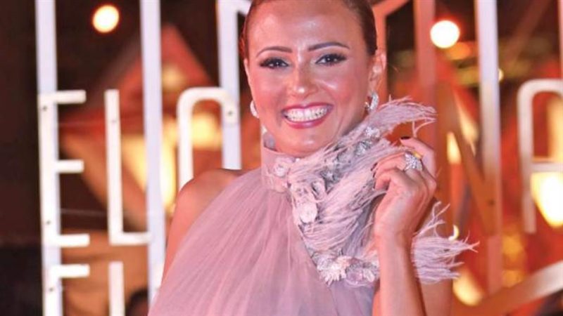 الفنانة بشرى