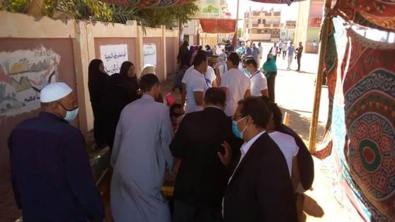 اقبال كثيف للناخبين