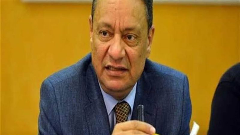 رئيس المجلس الاعلي