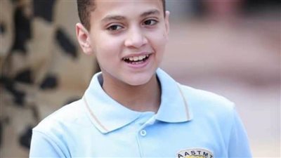 نجل الشهيد البطل أحمد منسي في أول يوم دراسي بالمدرسة