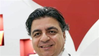 عميد معهد القلب السابق يكشف سبب الموت بشكل مفاجئ (فيديو)