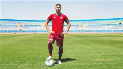 أبو المعاطي ذكي يشن هجومًا على رمضان صبحي