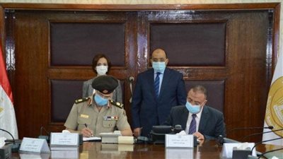 محافظ الإسكندرية يوقع عقد إنشاء وحدة لنظم المعلومات الجغرافية
