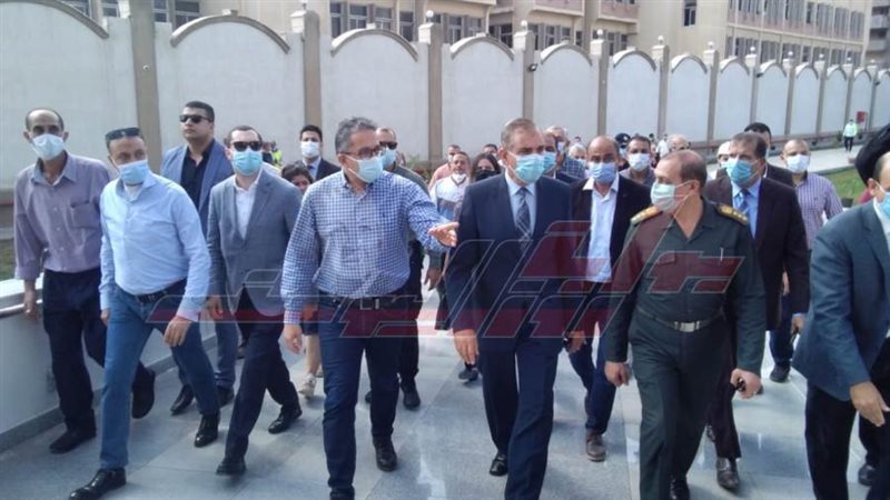 محافظ كفرالشيخ ووزير