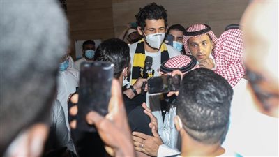 حجازي يصل جدة تمهيدًا لإنضمامه للاتحاد.. صور