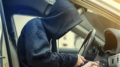 القبض على المتهمين بالاستيلاء على سيارة شركة نقل بالعبور