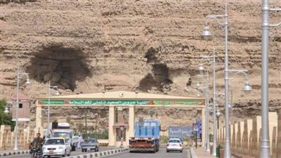 لإنشاء بورتو المنيا.. غلق الطريق المؤدي لقرى شرق النيل اليوم