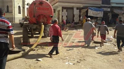 حملات نظافة وفتح شوارع مغلقة بمدن وقرى كفر الشيخ