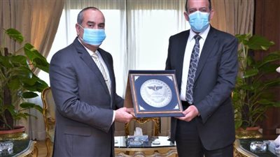 تعاون بين وزارة الطيران والقضاة