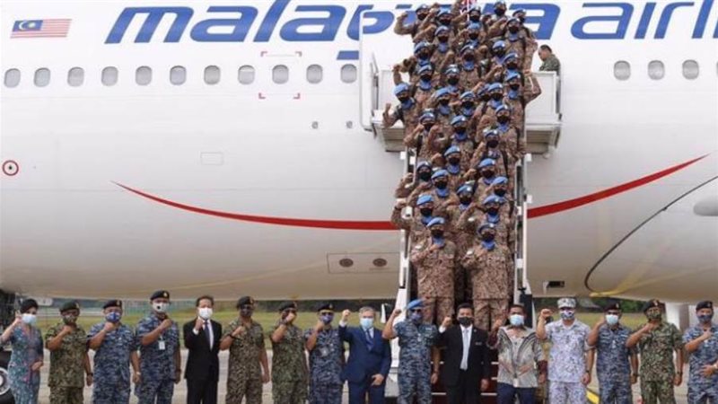 فريقا عسكريا