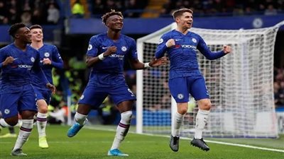 تشيلسي يفوز على بيرنلي بثلاثية بالدوري الإنجليزي