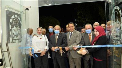 رئيس جامعة أسيوط يفتتح مبنى الإسكان الفاخر للطلاب المغتربين