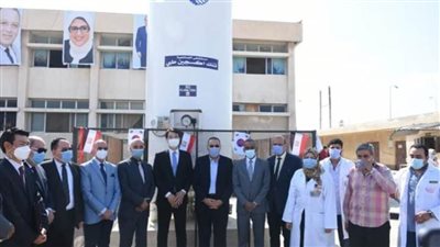 السفير الكوري يسلم مساعدات طبية لمستشفى الصالحية المركزي