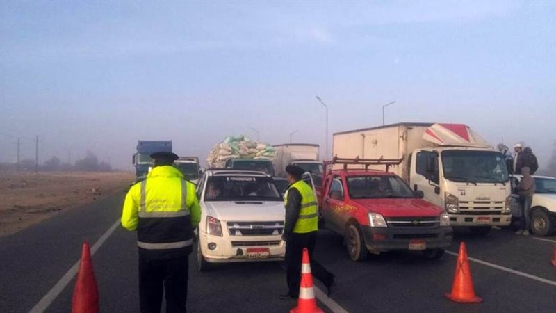 المرور يغلق الطرق