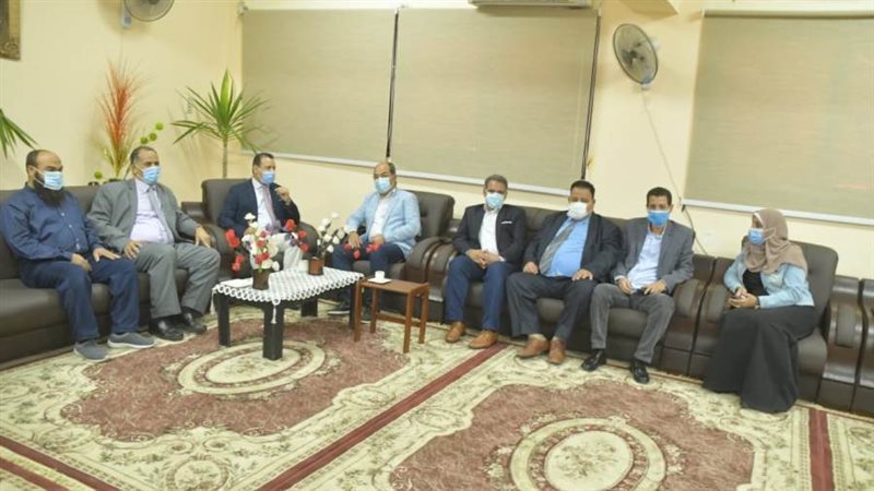 لقاء وفد وزارة الماليه