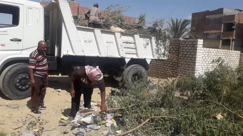 رفع الأتربه من شوارع