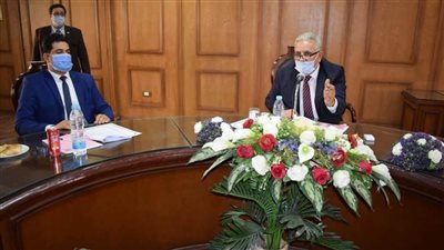 رئيس جامعة العريش الجديد يدلي بأول حوار صجفي