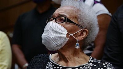 عمرها ٩٣ عامًا وتحرص على الإدلاء بصوتها في الانتخابات الرئاسية الأمريكية 