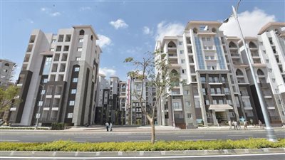 وزير الإسكان: معدل تنفيذ البرج الأيقوني بالعاصمة الإدارية وصل إلى الطابق 49 