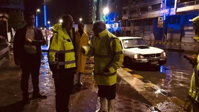 استعادة الحركة المرورية بنفق 45 بعد شفط مياه الأمطار 