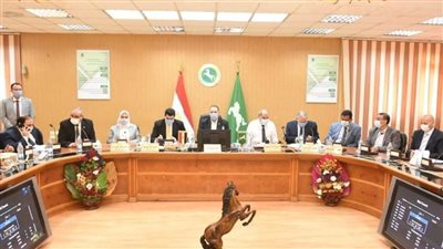 محافظ الشرقية يترأس غرفة عمليات إنتخابات النواب