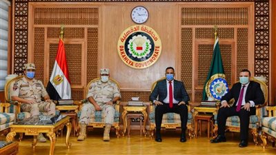 محافظ الدقهلية يستقبل قائد الفرقة السابعة بالجيش الميداني