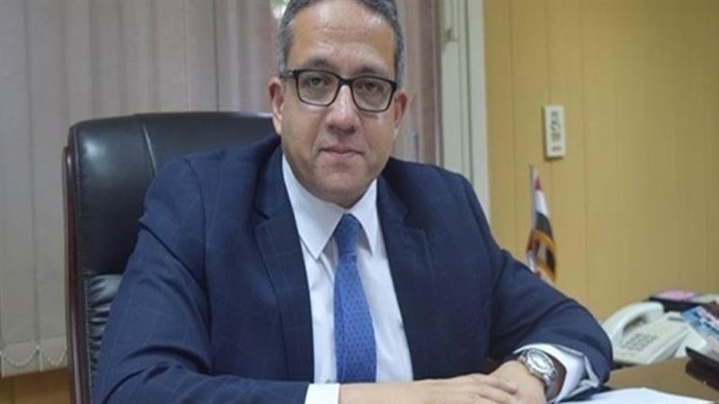 وزير السياحة والآثار