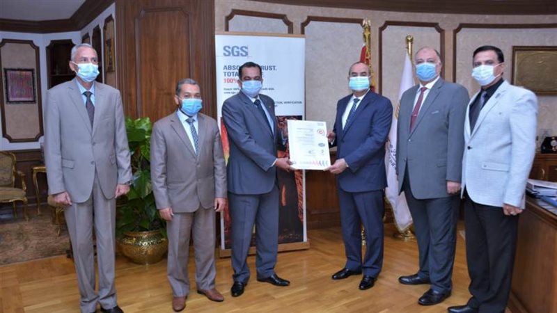 وزير الطيران اثناء