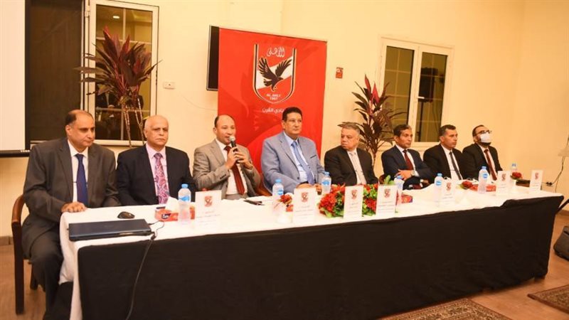 قيادات الضرائب خلال