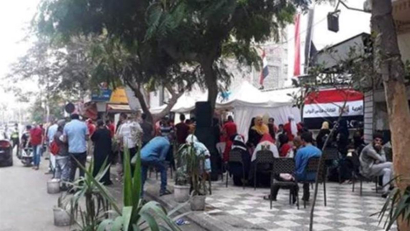 الانتخابات في لجنة