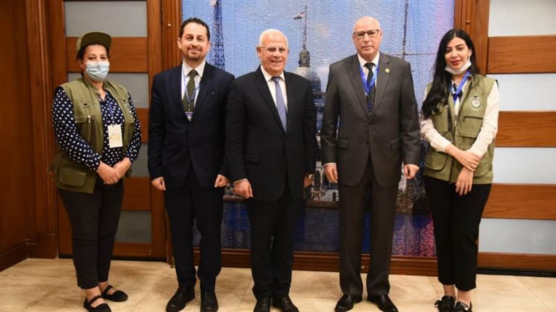 محافظ بورسعيد يستقبل