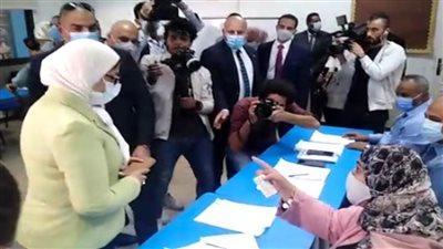 وزيرة الصحة تدلي بصوتها بانتخابات البرلمان وسط إجراءات احترازية
