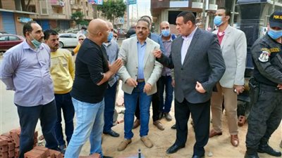 محافظ البحيرة يتفقد شوارع وميادين مدينة دمنهور