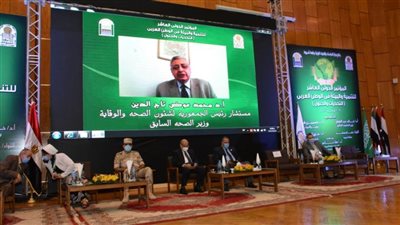 مستشار رئيس الجمهورية لشؤون الصحة يحذر من استمرار وجود فيروس كورونا