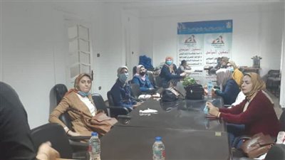 قومي المرأة بالإسكندرية ينشر التوعية ضد فيروس كورونا